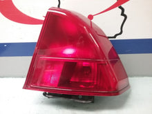 Load image into Gallery viewer, OUTER TAIL LIGHT LAMP EL Civic 2001 01 2002 02 2003 03 Right - CTL214684
