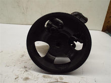 Load image into Gallery viewer, Power Steering Pump Toyota Tundra 2006 - MRK216138
