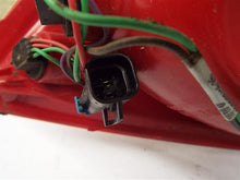 Load image into Gallery viewer, TAIL LIGHT LAMP ASSEMBLY Pontiac G6 05 06 07 08 09 10 Right - MRK216932
