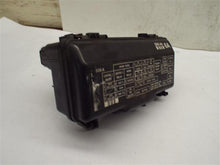 Load image into Gallery viewer, Fuse Box Honda Odyssey 2003 - MRK217121
