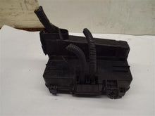Load image into Gallery viewer, Fuse Box Honda Odyssey 2003 - MRK217121
