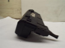 Load image into Gallery viewer, Fuse Box Honda Odyssey 2003 - MRK217121
