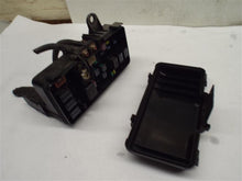 Load image into Gallery viewer, Fuse Box Honda Odyssey 2003 - MRK217121
