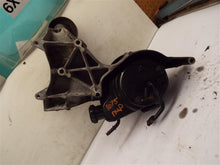 Load image into Gallery viewer, Power Steering Pump  AVALANCHE 1500 2004 - MRK221120
