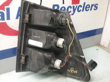Load image into Gallery viewer, TAIL LIGHT LAMP ASSEMBLY Grand Cherokee 2005 05 2006 06 Right - CTL221503
