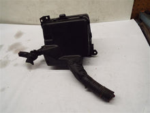 Load image into Gallery viewer, Fuse Box Mitsubishi Outlander 2012 - MRK222180
