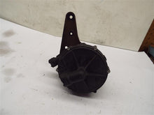 Load image into Gallery viewer, AIR INJECTION PUMP SMOG Volkswagen Golf Beetle Jetta 1998 98 1999 99 00 01 - MRK222262
