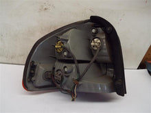 Load image into Gallery viewer, TAIL LIGHT LAMP ASSEMBLY Hyundai Santa Fe 01 02 03 04 Right - MRK222674
