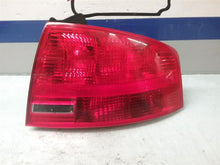 Load image into Gallery viewer, OUTER TAIL LIGHT LAMP Audi A4 Rs4 S4 05 06 07 08 Right - CTL222751
