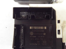 Load image into Gallery viewer, Power Window Motor Volkswagen Passat 2008 - MRK223424
