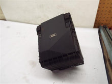 Load image into Gallery viewer, FUSE BOX Volkswagen CC Passat Tiguan 08 09 10 11 12 13 14 - MRK223431
