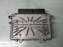 Load image into Gallery viewer, ECU ECM COMPUTER Volvo C30 V40 V70 2006 06 2007 07 08 - CTL225356
