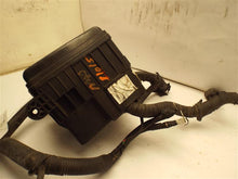 Load image into Gallery viewer, FUSE BOX Santa Fe 2001 01 2002 02 2003 03 2004 04 2005 05 - MRK226232
