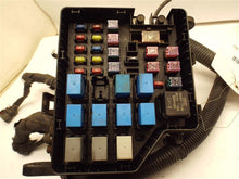 Load image into Gallery viewer, FUSE BOX Santa Fe 2001 01 2002 02 2003 03 2004 04 2005 05 - MRK226232
