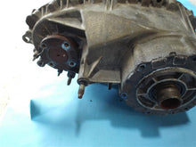 Load image into Gallery viewer, TRANSFER CASE Lincoln Navigator 2006 06 - MRK226690
