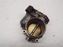 Load image into Gallery viewer, THROTTLE BODY AUDI A4 PASSAT 00 01 02 03 - 05 1.8 TURBO - MRK228415
