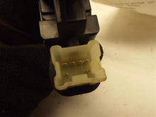 Load image into Gallery viewer, FRONT POWER WINDOW MOTOR G25 G35 G37 M35 M45 Altima 06-15 Right - MRK229404
