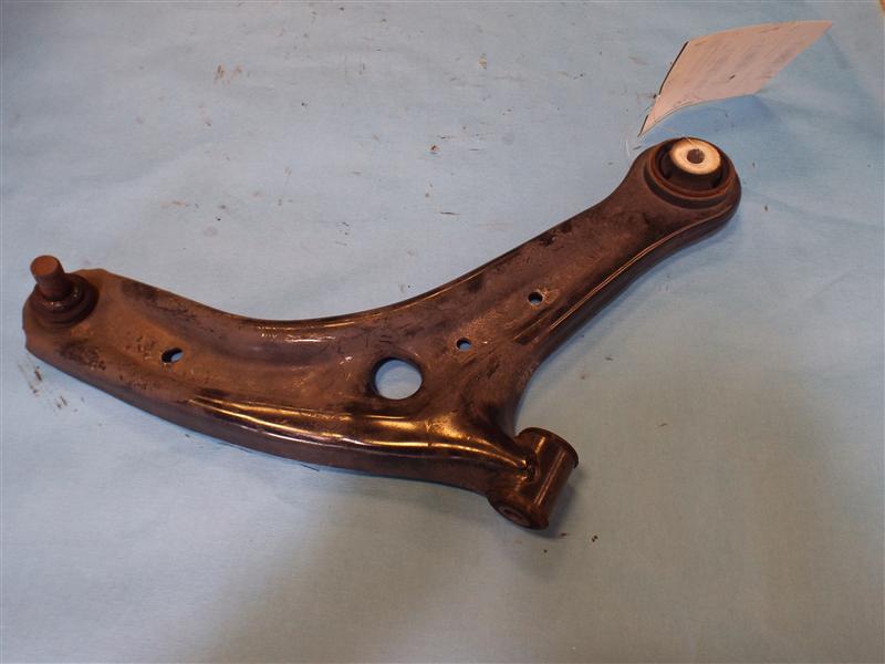 FRONT LOWER CONTROL ARM Ford Fiesta 2011-2019 TURBO Right - MRK230361