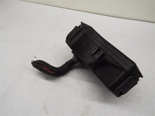 Load image into Gallery viewer, FUSE BOX Volvo C70 S60 S80 V70 XC70 2004 04 - MRK231601
