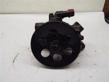 Load image into Gallery viewer, POWER STEERING PUMP Honda CR-V 1998 98 1999 99 00 01 - MRK232842
