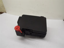 Load image into Gallery viewer, Fuse Box Chevrolet Equinox 2014 - MRK234034
