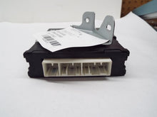 Load image into Gallery viewer, TRANSMISSION CONTROL MODULE COMPUTER Subaru Impreza 2005 05 - MRK236313
