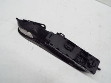 Load image into Gallery viewer, Window Switch Ford Focus 2014 - MRK236957
