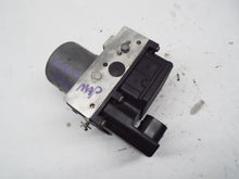 Load image into Gallery viewer, ABS PUMP BMW 325i 330i 2001 01 02 03 04 05 - MRK237139
