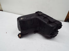 Load image into Gallery viewer, Fuse Box Ford Edge 2008 - MRK237550
