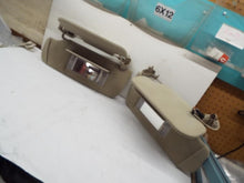 Load image into Gallery viewer, Interior Sun Visors GMC Yukon 2001 - MRK238262
