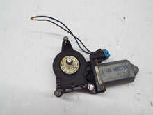 Load image into Gallery viewer, Power Window Motor  SUBURBAN 1500 2005 - MRK239070
