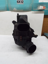 Load image into Gallery viewer, AIR CLEANER BOX Honda CR-V 2007 07 2008 08 2009 09 - MRK239866
