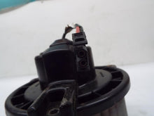 Load image into Gallery viewer, HEATER BLOWER MOTOR ML320 ML55 2000 00 01 02 - 05 - MRK239877
