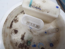 Load image into Gallery viewer, Fuel Pump Volkswagen Jetta Beetle 2002 02 2003 03 2004 04 2005 05 - MRK240280
