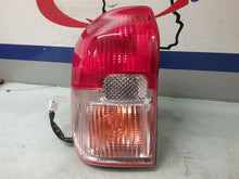 Load image into Gallery viewer, TAIL LIGHT LAMP ASSEMBLY Rav4 2001 01 2002 02 2003 03 Left - CTL240371
