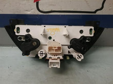 Load image into Gallery viewer, Temp Climate AC Heater Control Toyota Rav 4 2001 01 2002 02 2003 03 - CTL240420
