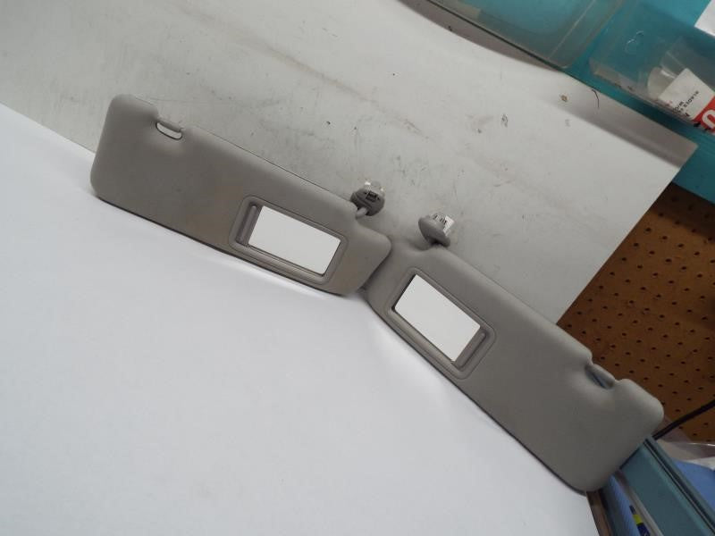 INTERIOR SUN VISORS Toyota Prius 2010 10 2011 11 - MRK241249