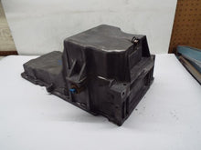 Load image into Gallery viewer, OIL PAN Hummer GMC Van Yukon Tahoe 1999 99 2000 00 2001 01 02 03 04 05 06 07 - MRK242693
