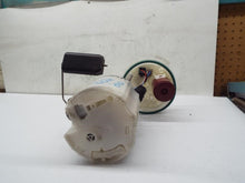 Load image into Gallery viewer, FUEL PUMP Chevrolet Cruze 2013 13 2014 14 2015 15 2016 16 - MRK242906
