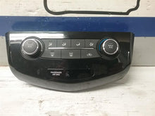Load image into Gallery viewer, Temperature Controls Nissan Rogue 2017 - CTL243156
