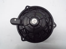 Load image into Gallery viewer, FRONT A/C HEATER BLOWER MOTOR Santa Fe Tucson Veracruz 07-16 - MRK243822
