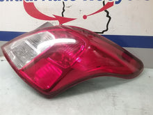 Load image into Gallery viewer, OUTER TAIL LIGHT LAMP Nissan Versa 12 13 14 15 16 Right - CTL243832
