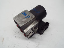 Load image into Gallery viewer, ABS Pump GMC Envoy XUV 2004 - MRK244268
