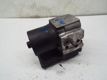 Load image into Gallery viewer, ABS Pump GMC Envoy XUV 2004 - MRK244268
