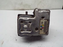 Load image into Gallery viewer, ABS Pump GMC Envoy XUV 2004 - MRK244268
