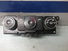 Load image into Gallery viewer, FRONT TEMPERATURE CONTROLS GMC Acadia 13 14 15 16 - CTL244724
