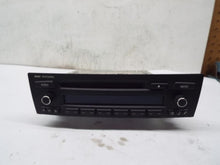 Load image into Gallery viewer, RADIO 128i 135i 323i 328i 335i M1 M3 X1 Z4 10-15  AM FM CD - MRK244728

