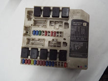 Load image into Gallery viewer, FUSE BOX Nissan Versa 07 08 09 10 11 12 - MRK245076
