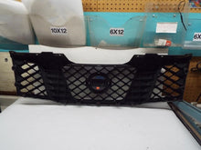 Load image into Gallery viewer, GRILLE Pathfinder Frontier 2005 05 2006 06 2007 07 2008 08 - MRK245101
