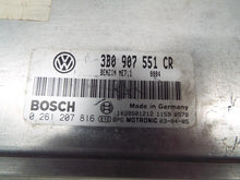 Load image into Gallery viewer, ECU ECM COMPUTER Passat 2003 03 6 cyl - MRK245233
